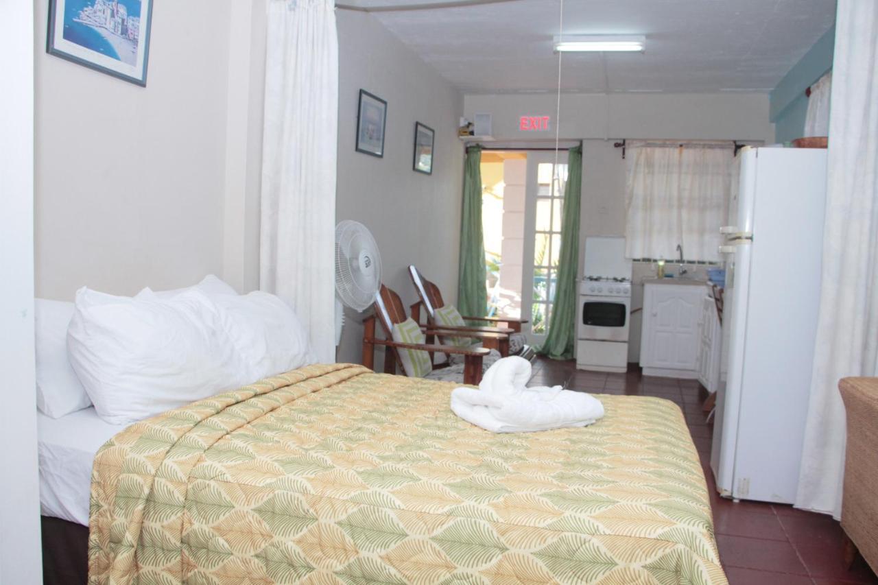 Buttercup Cottage Apartments Arnos Vale Exterior photo